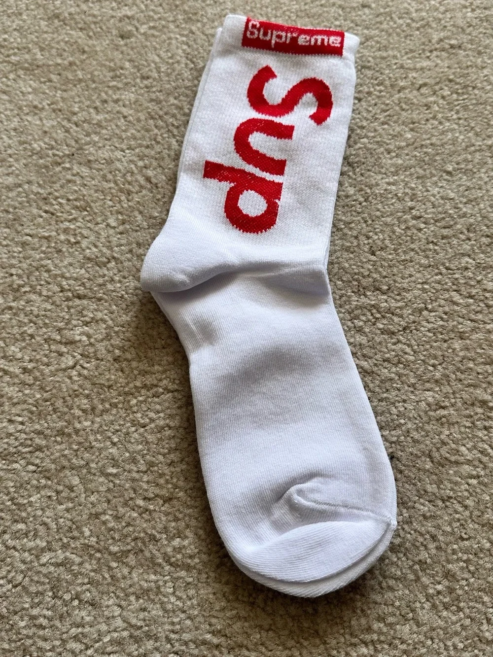 Supreme Men’s White & Red Crew Socks